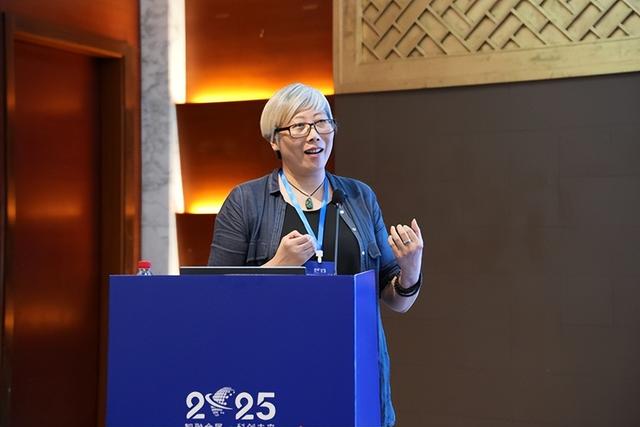2025年第五届全国钢铁材料智能制造论坛在京举办 “庆祝殷瑞钰院士90寿辰”专刊同步发布