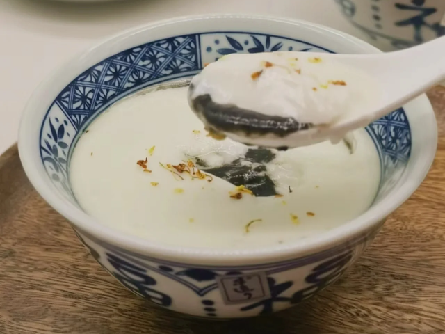 花胶红豆椰汁 红豆椰汁鱼胶