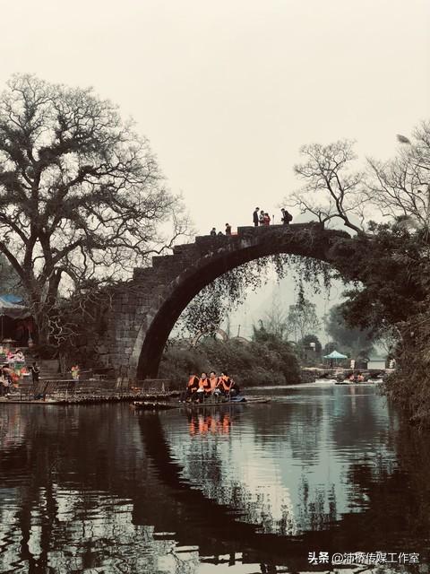 犁桥古镇：江南水乡的建筑与文化交响曲