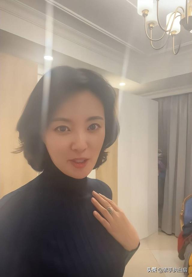 央视最惨女主持：男友被判死缓，丈夫惨死狱中，如今48岁依旧单身