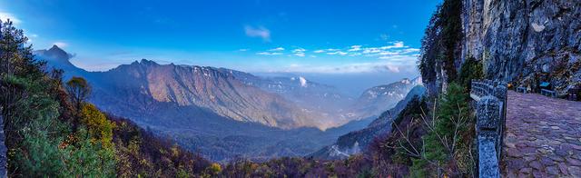 2024深秋四川行19 神农架风景区2 华中屋脊的五彩秘境