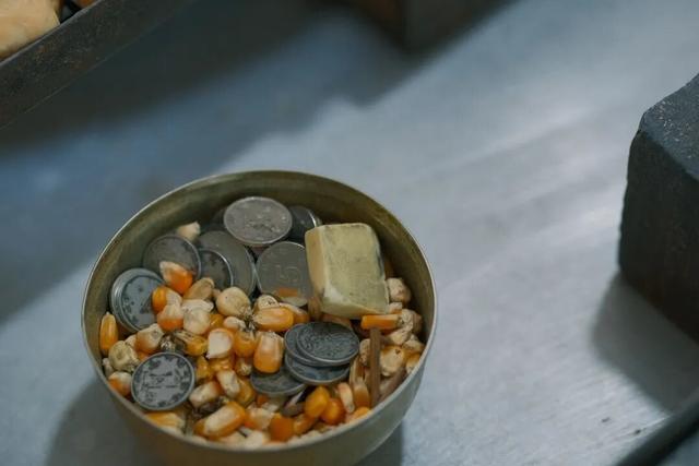 喝井水，烤豆腐，云南这座活着的千年古城，和杭州同名