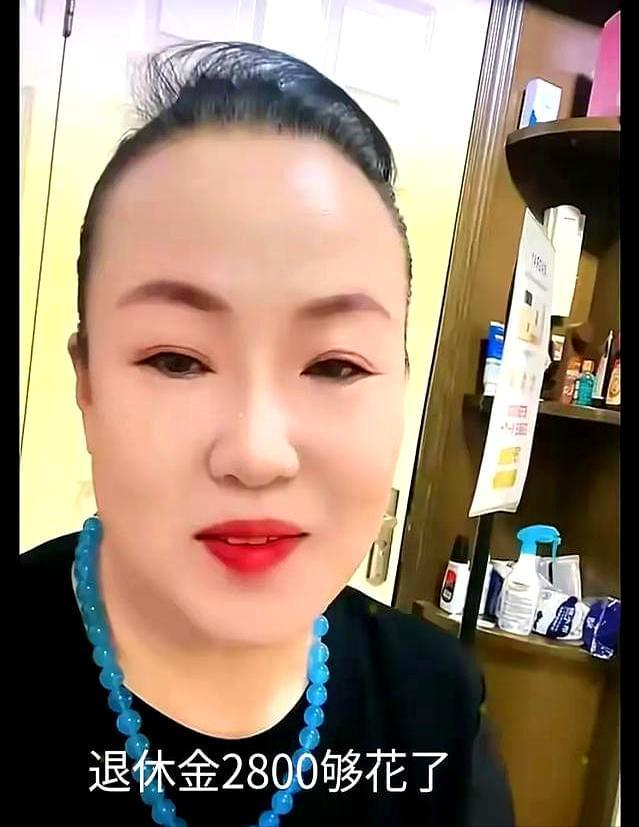 闫学晶就这样改写了自己的结局	，留下的3个疑问，是时候该解开了