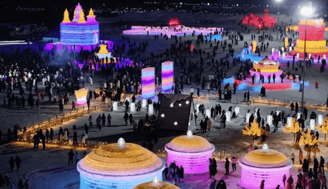 解锁赛罕冬日畅玩秘籍，精彩活动持续进行中！ 🥳