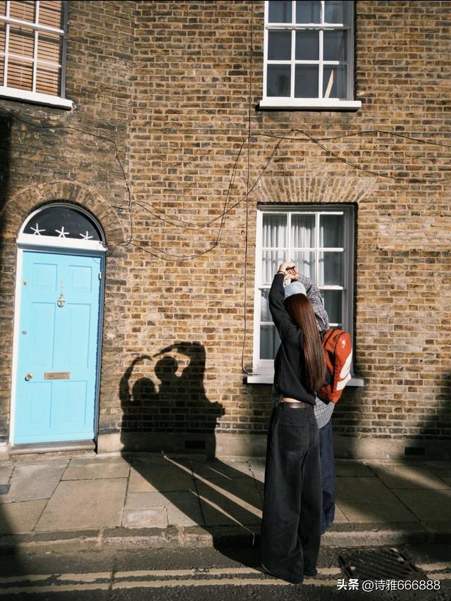 沈梦辰晒甜蜜合影为杜海涛庆祝38岁生日，两人眼神拉丝爱意满满！