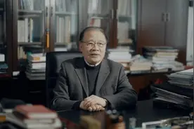 中国科学院院士褚君浩入驻抖音，为青少年科普光电知识图片