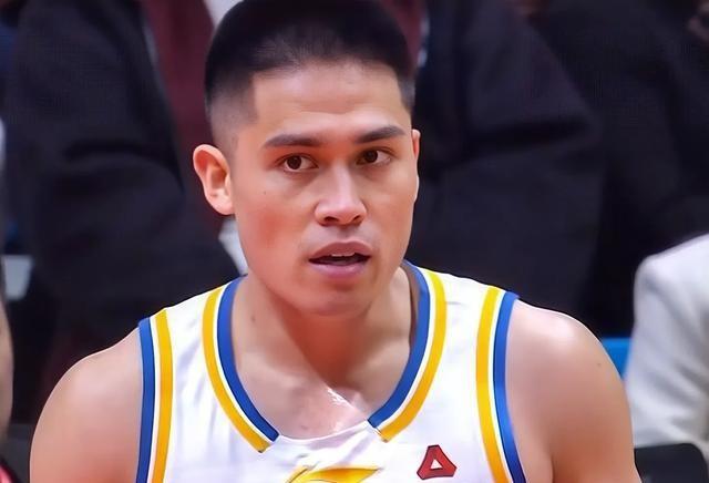 北京首钢84-74江苏，赛后数据一目了然，不是周琦，最大功臣是他