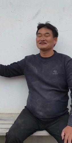 于文华也没想到，大衣哥爆红14年后，如今终于过上了理想生活