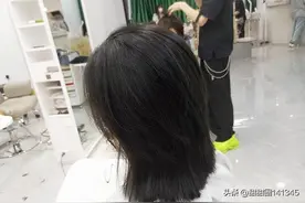 河南打工妹时霞玲，在美国总统头上“动刀”的理发师，年薪上百万图片