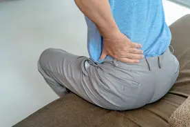 医生忠告：肾功能开始下降时，身体基本会有这几种症状，别忽视了图片