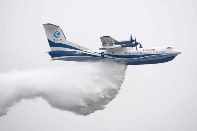 从“航空摇篮”到“蓝天盛会” 历届南昌飞行大会有多燃