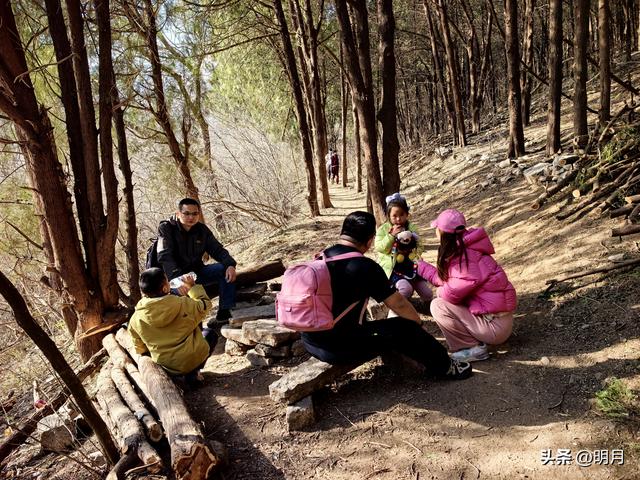 马蹄峪、白云泉、扁石山、雪山徒步小环线