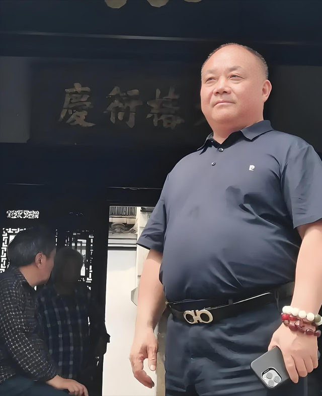 果然不简单！释永信被捕5天，亲弟被曝失联，难怪资产没曝光