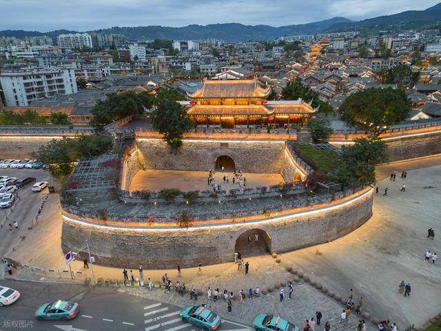 11月-1月，冬季旅游适合去的5个目的地，均温20℃，景美气候佳