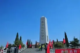 下身被割裂，被赤身倒挂，一代革命女英雄慷慨就义，永镇海疆图片