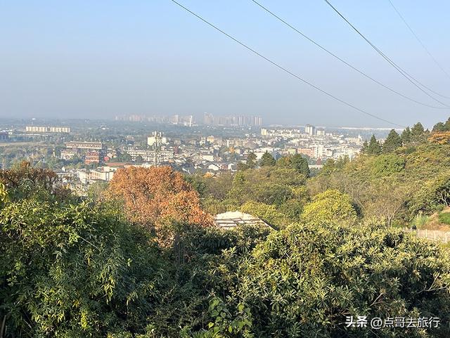 成都最近的6条爬山路线，超长的山脊线视野壮阔，都不要门票！