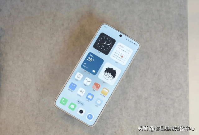 被冷落的优质手机！16GB+512GB才卖1869元，4nm芯片+金属中框