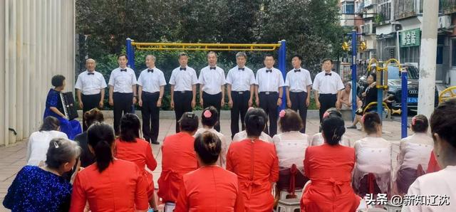 沈阳市皇姑区举办韶华书屋烟火书市：把文化送到家门口
