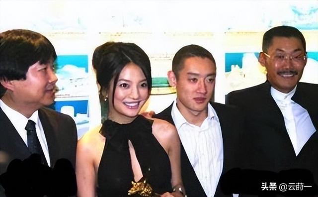 黄有龙做梦也没想到，自己花重金培养大的女儿	，竟给赵薇做了嫁衣