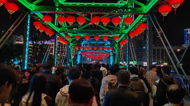 增速西部第一！国庆假期，甘肃热门旅游城市和景点是→