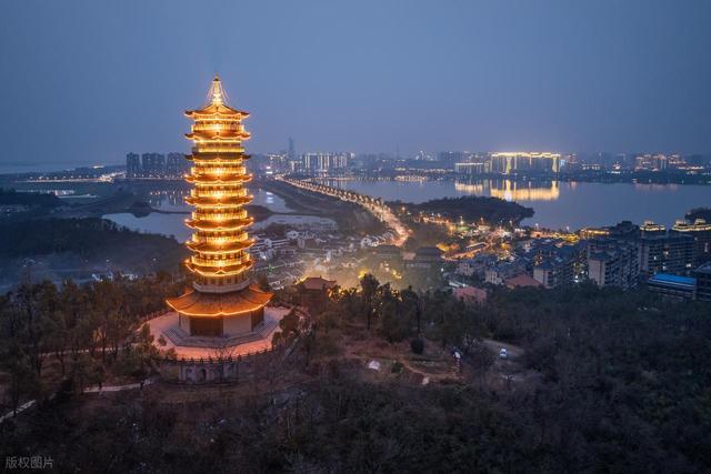 岳阳景点排行榜，湖南岳阳最值得去的10个好玩景点，你去过几个？