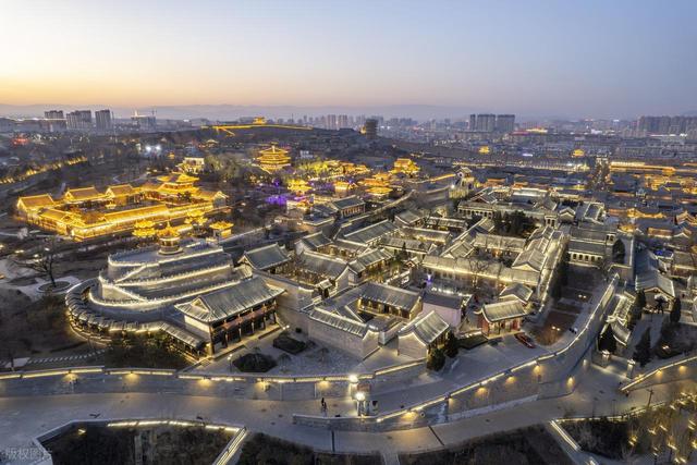 山西面积最小的城市，曾靠煤炭发展经济，如今转型成旅游城市