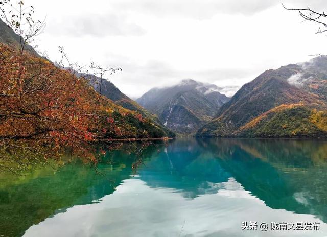 天下第一池，暗送秋波，美卷了！