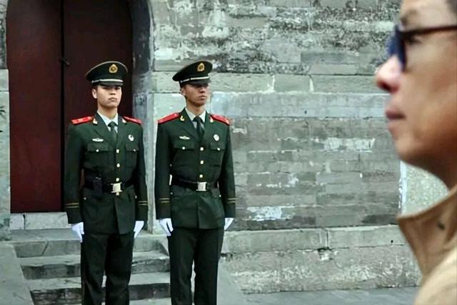 潭柘寺：武警24小时守护的千年古刹，秘密何在？