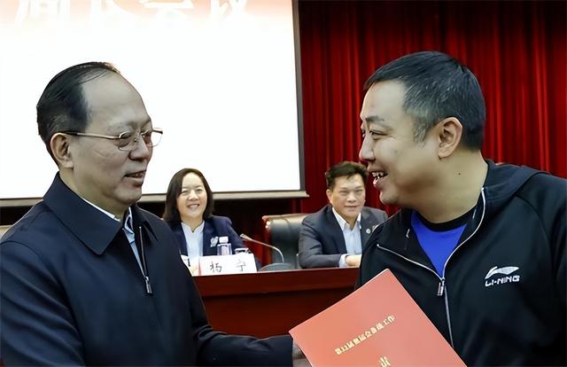 国乒世界冠军爆猛料！苟仲文曾让让他们那批人退役，再打也没机会