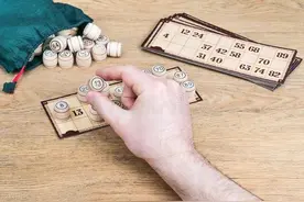 新浪彩票名家大乐透第24045期推荐汇总图片