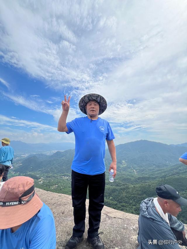 揭西猴面石徒步登山