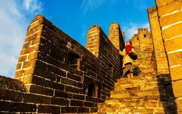 巨龙盘踞金山岭长城!