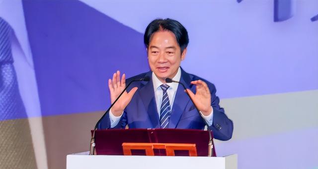 两岸再突发重大事情，蒋万安还没坐飞机来陆，国台办发出一个警告