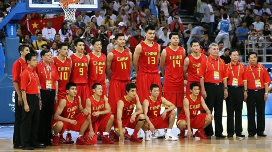 逼姚明退役，毁了王治郅，他凭一己之力让中国篮球倒退了二十年！