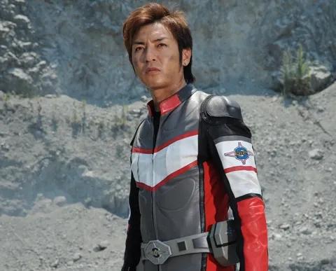 你相信光吗——奥特曼家族大全集