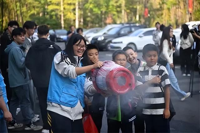 首届科普月，东北林大33个特色项目解锁“科普盲盒”