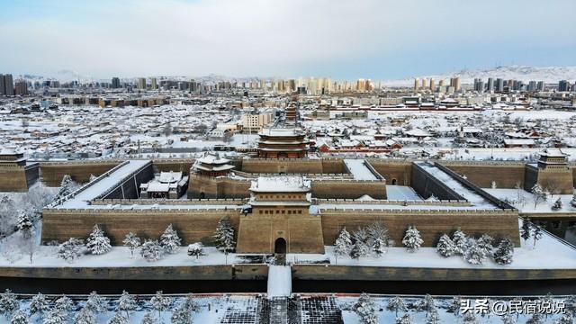 山西大同爆火，就因为冰雪加古建。
