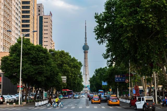 和老伴去河南洛阳待了半年，我实话实说：跟网上说的不太一样