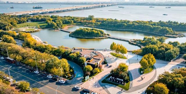 童话世界！深秋的生态城，美成了一幅画