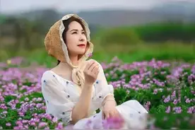 与中年女士约会，拥抱已过时，以下三个动作更受欢迎图片
