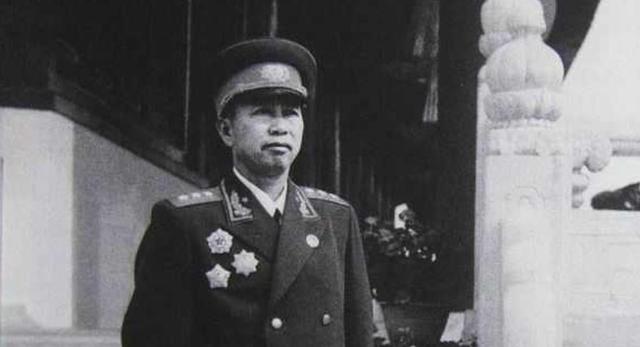 攻不了也守不住，中国空军在西藏上空，被印度空军足足欺负了40年