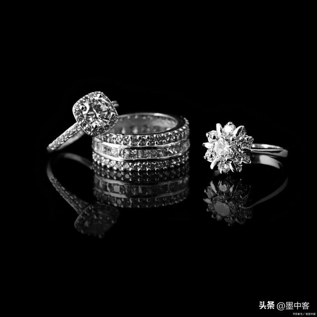 黄金还在涨白金更疯狂，但专家警告：下一站或是黄金两倍？