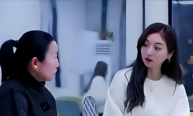 “买英国精子生3娃”的山东女人，8年后现状曝光！如今她后悔不？