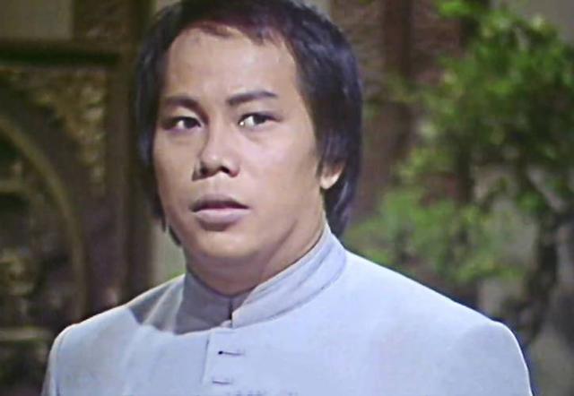 梁小龙被曝离世1天	，私生活被扒底朝天，原来他和杨少华处境一样