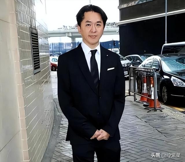 陪玩陪睡仅开胃菜	，又一位内娱女演员曝"潜规则" 原来岳云鹏没说错