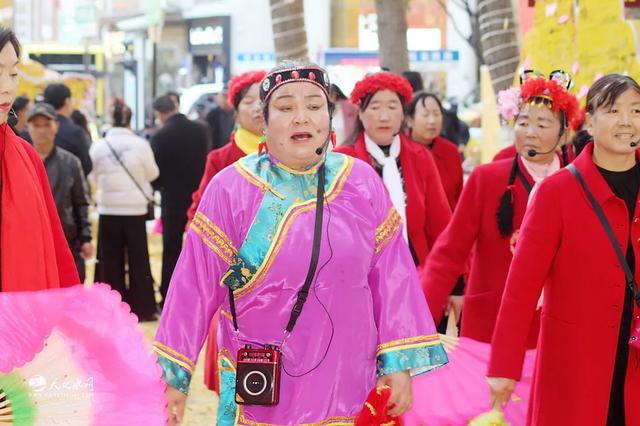 【图看黄金大道】金色长廊映秦州，天水“黄金大道”引客来！