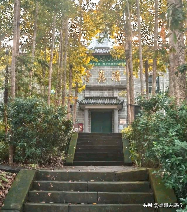 四川被冷落的古镇，中国的诺亚方舟，美食诱人被严重低估！