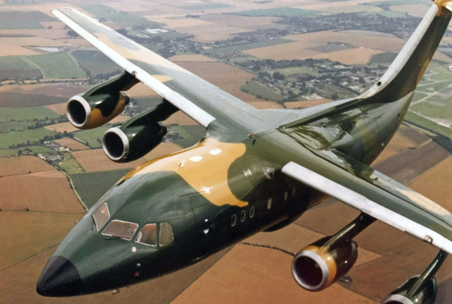 【冷门飞行器192】失败的军用运输机——BAe 146 STA