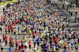 爆火的背后！给武汉马拉松算一算经济账图片