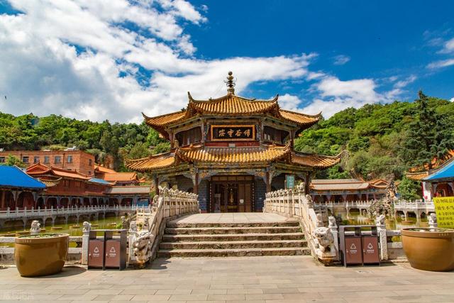 到云南游玩，去过这9个绝美古寺再离开吧！人气都超旺，祈福灵验